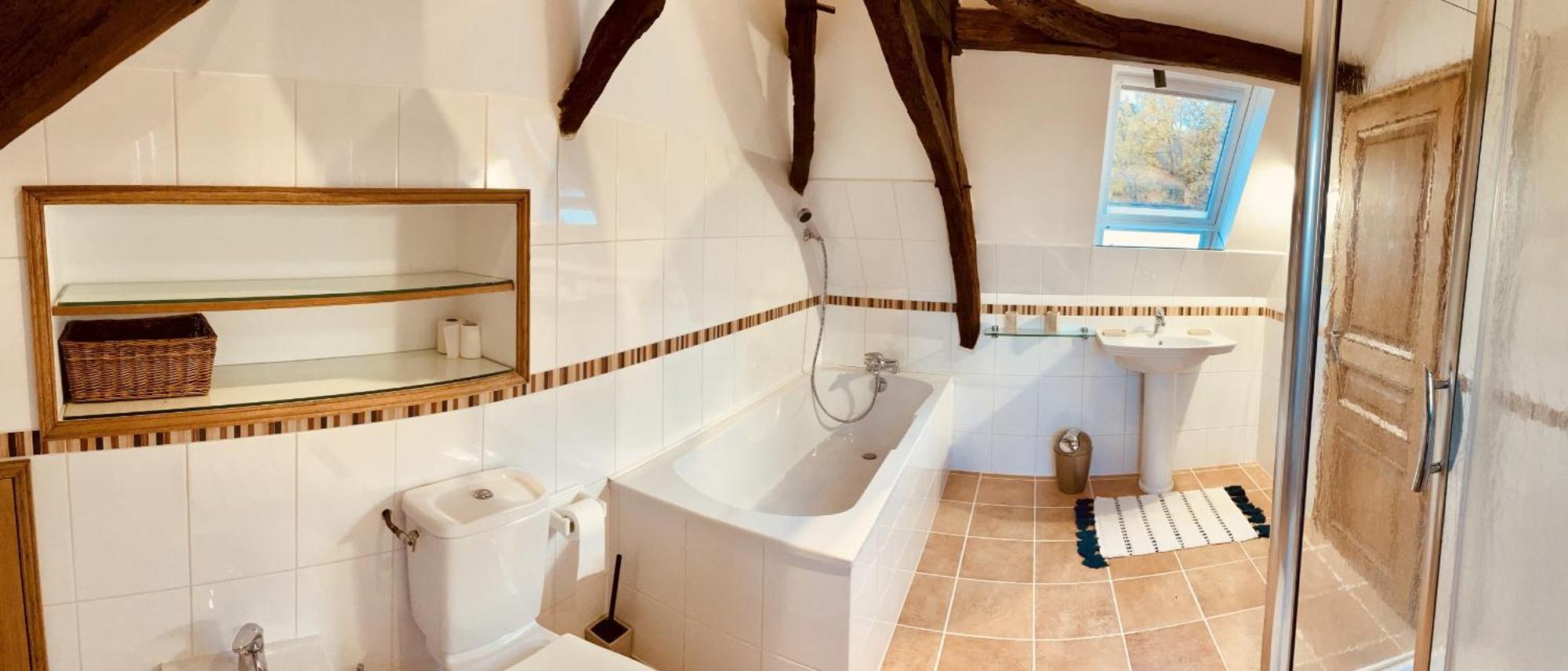 Le Domaine De Camberoux Gite Bressac Chambre photo